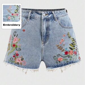 Romwe Embroidered Shorts